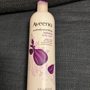 New Aveeno Positively Nourishing Hydrating Body Wash 16 oz Lightly Scented Fig